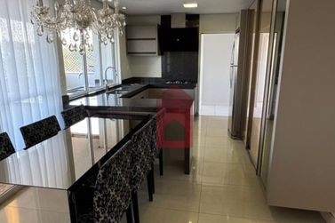 Apartamento &agrave; venda - 126m&sup2; - Zona I