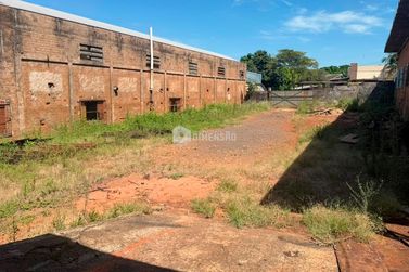 Sala Comercial &agrave; venda - 1500m&sup2; - Centro