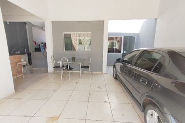 Casa &agrave; venda - 100m&sup2; - Zona VI