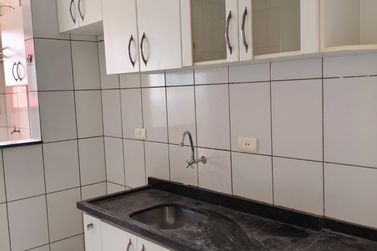 Apartamento para alugar - 90m&sup2; - ZONA I