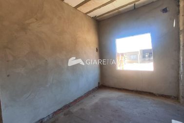 Casa &agrave; venda - 50m&sup2; - JARDIM PINHEIRINHO