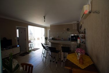 Casa &agrave; venda - 224m&sup2; - Zona 1