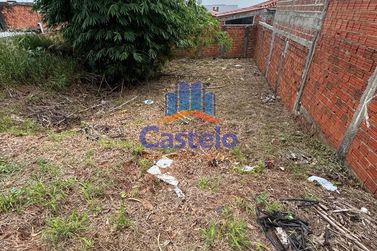 Terreno &agrave; venda - 210m&sup2; - JARDIM ORIENTE