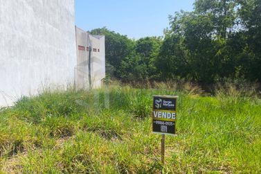 Terreno &agrave; venda - 373m&sup2; - Alto da Paran&aacute;