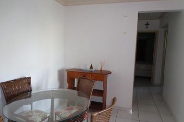 Apartamento &agrave; venda - 75m&sup2; - Zona III
