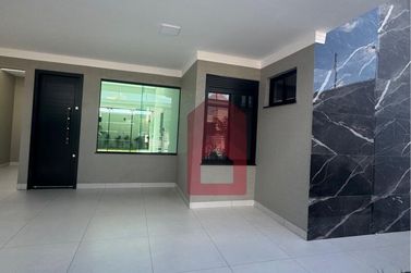 Casa &agrave; venda - 110m&sup2; - Jardim Cima