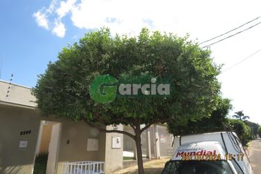 Casa &agrave; venda - 120m&sup2; - Jardim Lisboa