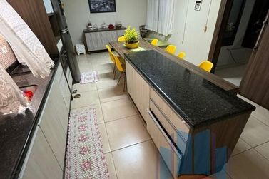 Casa &agrave; venda - 140m&sup2; - Zona I-A