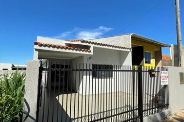 Casa &agrave; venda - 100m&sup2; - Parque San Remo