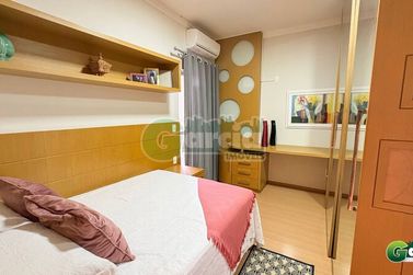 Apartamento &agrave; venda - 223m&sup2; - Zona I