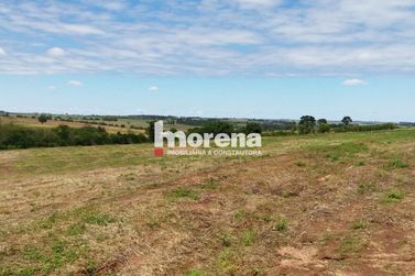 Ch&aacute;cara &agrave; venda - 1600m&sup2; - Centro