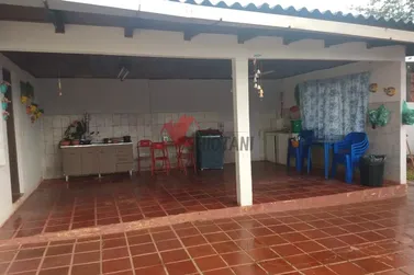 Casa &agrave; venda - ZONA I