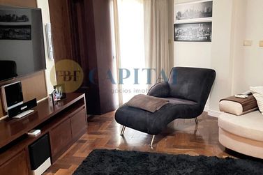 Casa &agrave; venda - 700m&sup2; - Jardim Harmonia