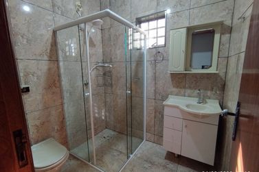 Casa &agrave; venda - Zona III