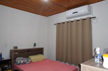 Casa &agrave; venda - 100m&sup2; - Jardim Panorama