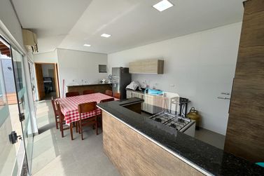 Casa &agrave; venda - 360m&sup2; - Jardim Indai&aacute;