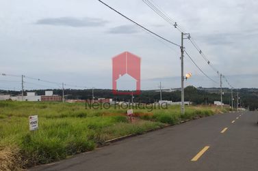 Terreno &agrave; venda - 135m&sup2; - Umuarama