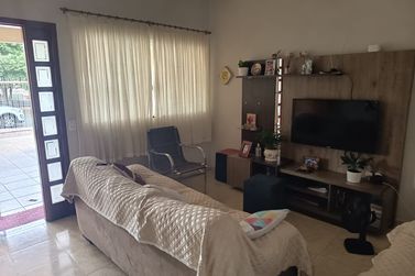 Casa &agrave; venda - 164m&sup2; - Zona IV