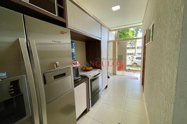 Sobrado &agrave; venda - 338m&sup2; - ZONA I