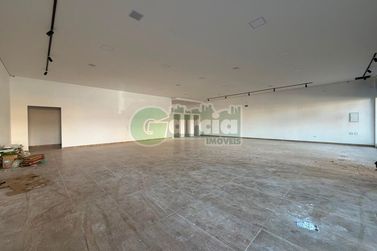 Sal&atilde;o Comercial para alugar - 166m&sup2; - Zona I