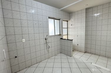 Apartamento para alugar - 50m&sup2; - Pr&oacute;ximo a Unipar Sede