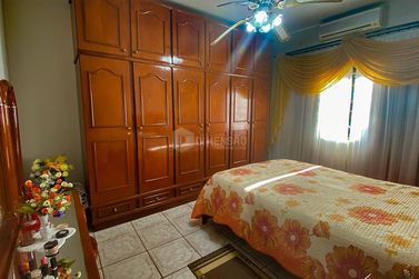 Casa &agrave; venda - 128m&sup2; - Zona VI