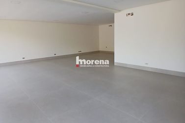 Sal&atilde;o Comercial para alugar - 97m&sup2; - Zona III