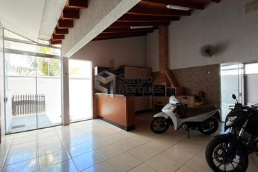 Casa &agrave; venda - 324m&sup2; - Jardim Campo Belo