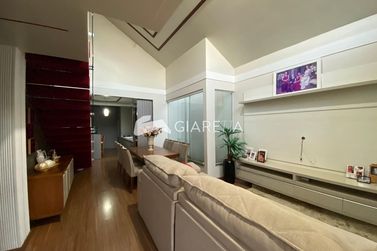 Casa &agrave; venda - 196m&sup2; - JARDIM GISELA