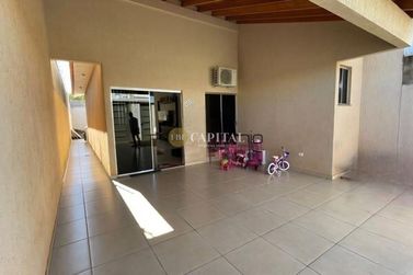 Casa &agrave; venda - 100m&sup2; - Jardim Pacifico