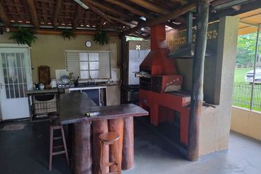 Ch&aacute;cara &agrave; venda - 6400m&sup2; - FUNDOS DO JARDIM PAC&Iacute;FICO