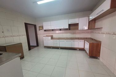 Casa para alugar - 125m&sup2; - Zona I