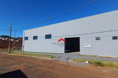 Sal&atilde;o Comercial &agrave; venda - 355m&sup2; - Zona V