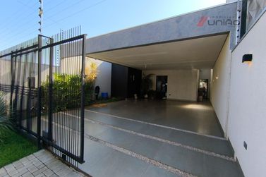 Casa &agrave; venda - 138m&sup2; - Jardim Azal&eacute;ia