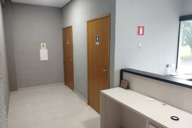 Sal&atilde;o Comercial para alugar - 179m&sup2; - Parque Residencial Metropolitano