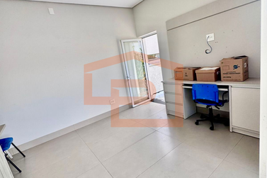 Casa &agrave; venda - 261m&sup2; - Zona II