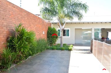 Casa &agrave; venda - 204m&sup2; - Jardim Belvedere