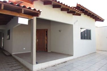 Casa &agrave; venda - Zona II