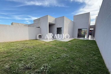 Casa &agrave; venda - 100m&sup2; - Parque Onix