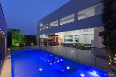 Casa &agrave; venda - 385m&sup2; - Jardim Am&eacute;rica