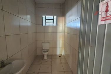 Sal&atilde;o Comercial para alugar - 1000m&sup2; - Rodovia