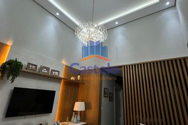 Casa &agrave; venda - 260m&sup2; - ZONA VII