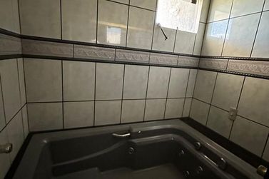 Casa para alugar - 260m&sup2; - Zona I-A