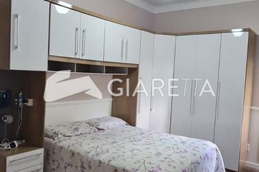 Casa &agrave; venda - 204m&sup2; - JARDIM PANCERA