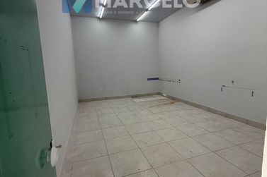 Sala Comercial &agrave; venda - 292m&sup2; - Zona I