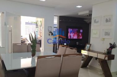 Casa &agrave; venda - 100m&sup2; - Parque Alto da Paran&aacute;