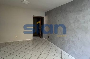 Apartamento &agrave; venda - 73m&sup2; - Zona III