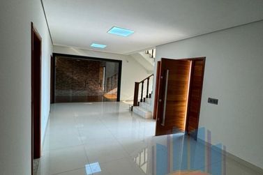 Casa &agrave; venda - 380m&sup2; - Jardim Imigrantes II