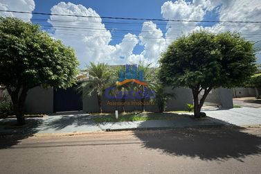 Casa &agrave; venda - 192m&sup2; - Parque San Remo I