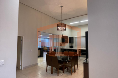 Casa &agrave; venda - 314m&sup2; - Jardim Petr&oacute;polis